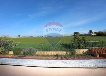 Giardino - Villa a Schiera Via Afrodite
 
15, Pomezia - foto 3