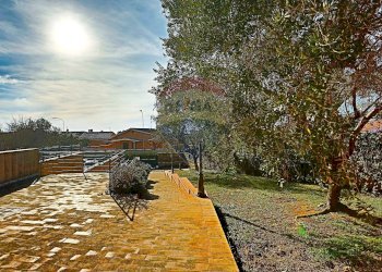 Giardino - Villa a Schiera Via Afrodite
 
15, Pomezia - foto 10