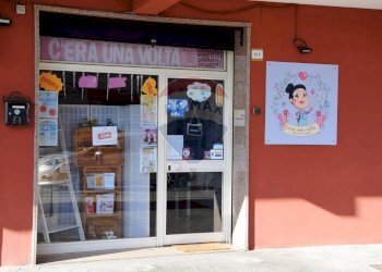 Edificio all\'aperto - Negozio Viale Manzoni
 
12c, Pomezia - foto 5