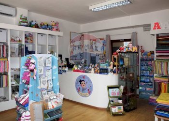 Camera / camera da letto - Negozio Viale Manzoni
 
12c, Pomezia - foto 7