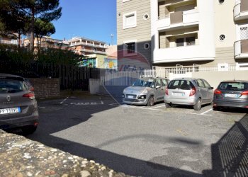Edificio all\'aperto - Negozio Viale Manzoni
 
12c, Pomezia - foto 22