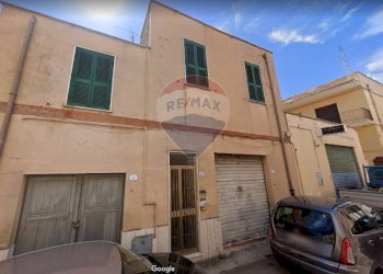 Edificio all\'aperto - Casa indipendente Via Montenero
 
15, Nettuno - foto 1