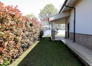 Giardino - Casa semi indipendente Via Aurora
22, Anzio - foto 11