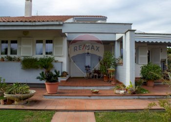 Casa all\'aperto - Villa via Magalotti, Anzio - foto 2
