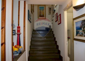 Scale - Villa via Magalotti, Anzio - foto 24