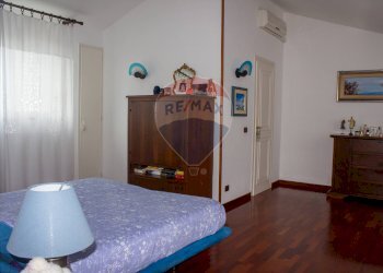 Camera / camera da letto - Villa via Magalotti, Anzio - foto 26