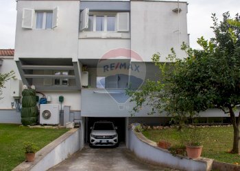 Edificio all\'aperto - Villa via Magalotti, Anzio - foto 44