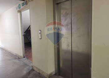 Hall / corridoio - Locale Commerciale Viale Antium
 
snc, Anzio - foto 8