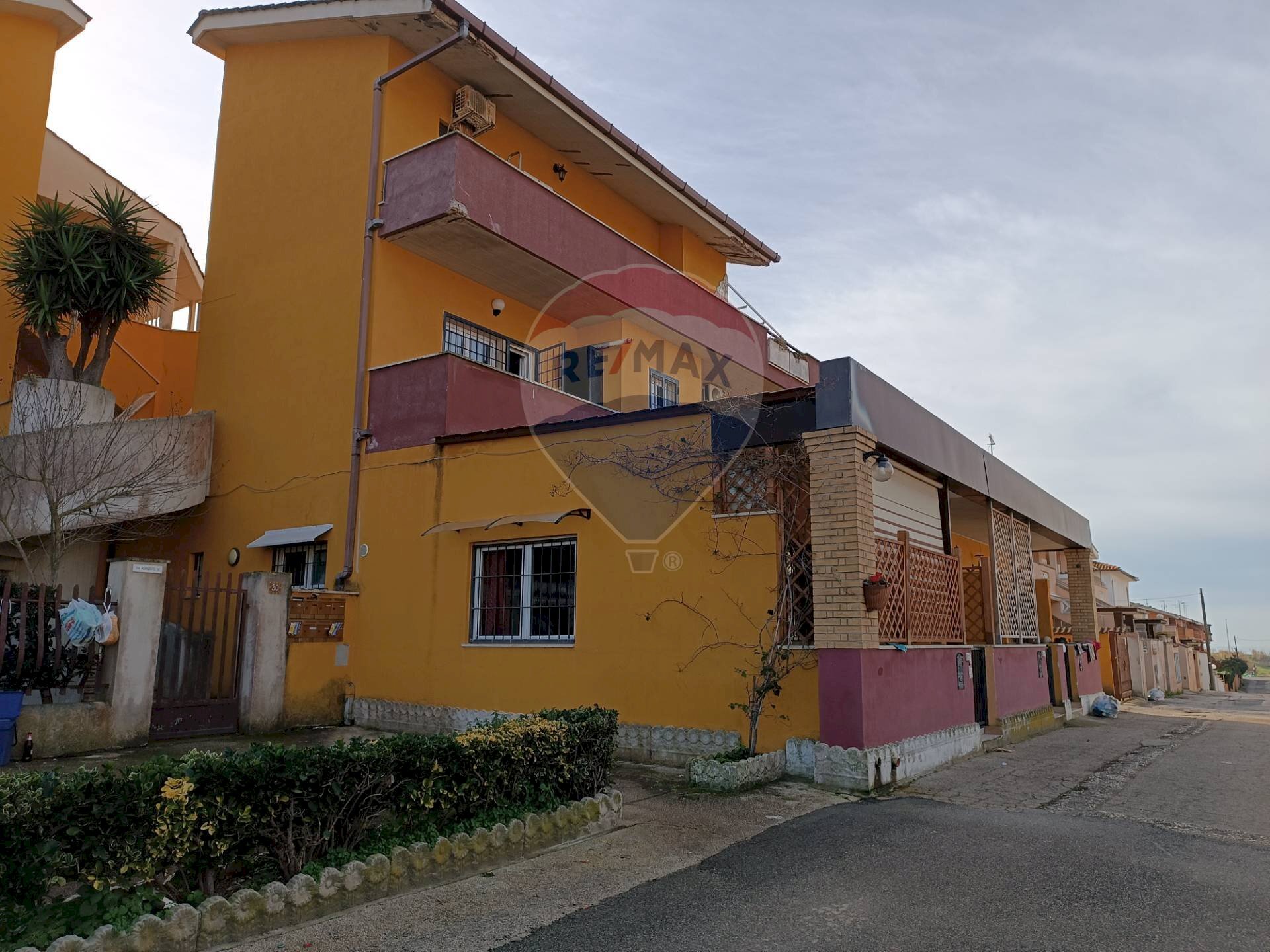 Edificio all\'aperto - Trilocale Via Agrigento
30, Ardea - foto 2