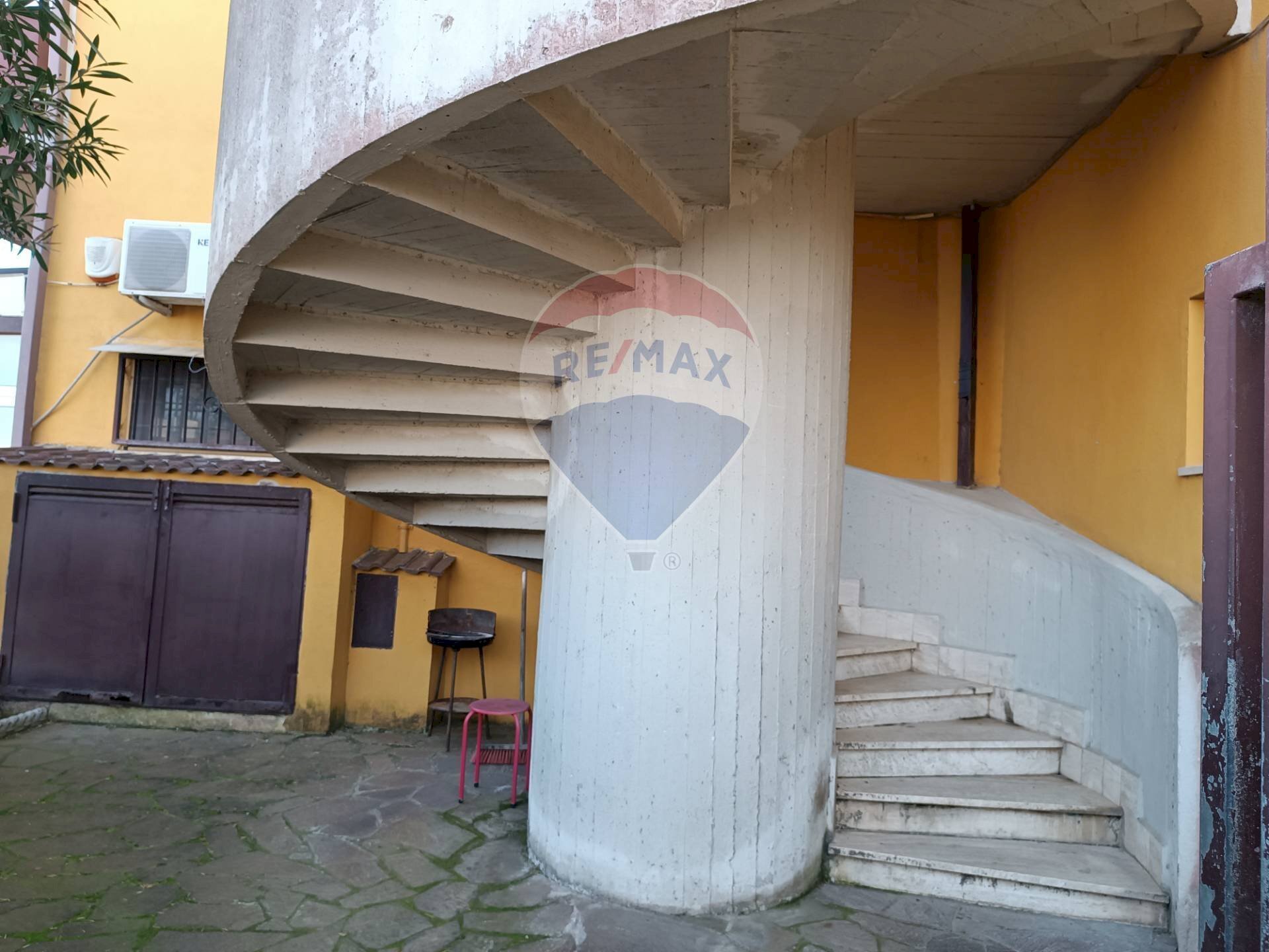 Scale - Trilocale Via Agrigento
30, Ardea - foto 3