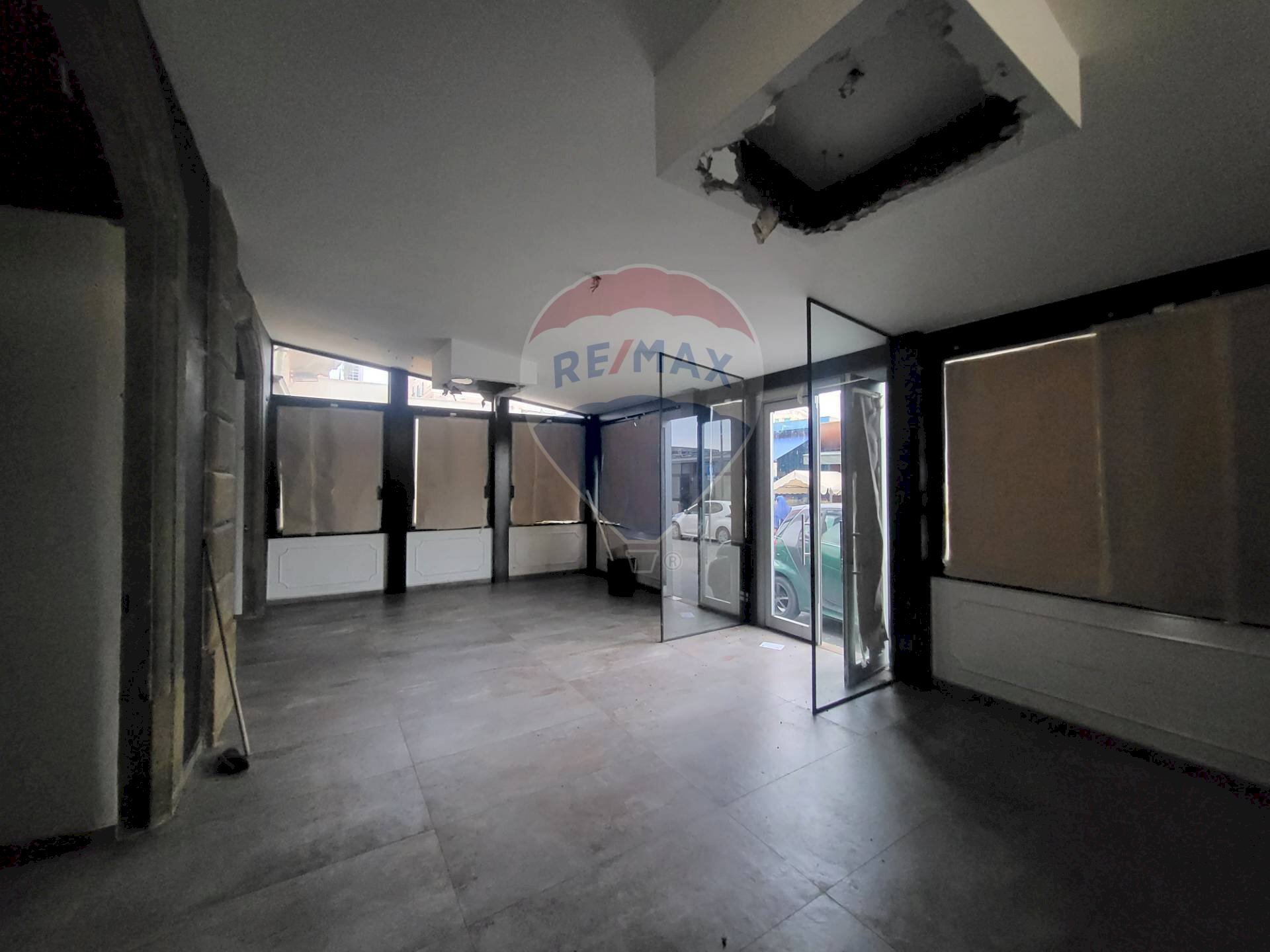 Stanza vuota - Commercial Premises Corso del Popolo
 
40, Anzio - photo 1