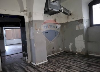 Stanza vuota - Locale Commerciale Corso del Popolo
 
40, Anzio - foto 22