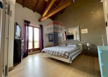 Camera / camera da letto - Villa strada Chiesuola
 
128, Latina - foto 10