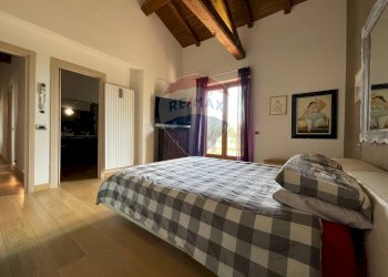 Camera / camera da letto - Villa strada Chiesuola
 
128, Latina - foto 11