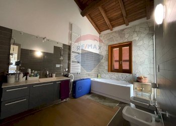 Bagno - Villa strada Chiesuola
 
128, Latina - foto 12