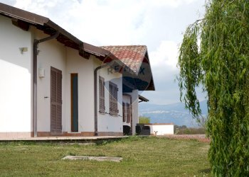 Casa all\'aperto - Villa strada Chiesuola
 
128, Latina - foto 20