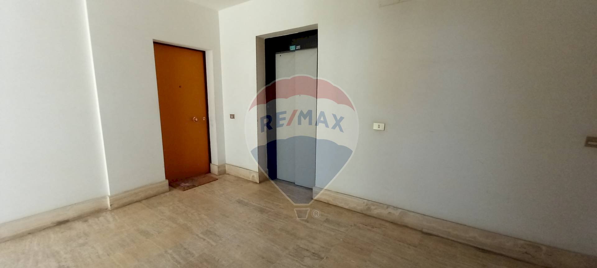 Stanza vuota - Trilocale Corso Italia
 
13, Anzio - foto 3