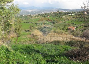 Vista delle montagne - Terreno agricolo Via Giubileo 2000, Motta Sant'Anastasia - foto 8