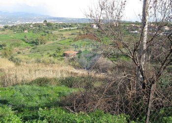 Vista delle montagne - Terreno agricolo Via Giubileo 2000, Motta Sant'Anastasia - foto 9