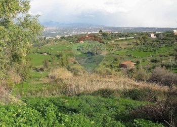 Vista delle montagne - Terreno agricolo Via Giubileo 2000, Motta Sant'Anastasia - foto 11