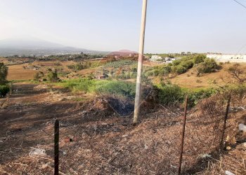 Vista delle montagne - Terreno agricolo Via Giubileo 2000, Motta Sant'Anastasia - foto 29