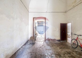 Stanza vuota - Casa indipendente via provinciale
 
254, Aci Castello - foto 8