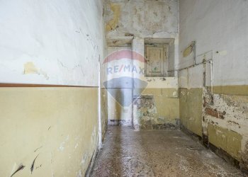 Stanza vuota - Casa indipendente via provinciale
 
254, Aci Castello - foto 13