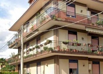 Edificio all\'aperto - Appartamento VIA GUGLIELMO OBERDAN
 
SN, Fiumefreddo di Sicilia - foto 1