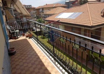 Balcone - Appartamento VIA GUGLIELMO OBERDAN
 
SN, Fiumefreddo di Sicilia - foto 7