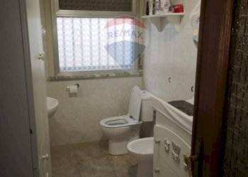 Bagno - Appartamento VIA GUGLIELMO OBERDAN
 
SN, Fiumefreddo di Sicilia - foto 13