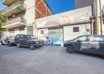 Edificio all\'aperto - Laboratory Via Pietro Abbadessa
 
8, Catania - photo 2