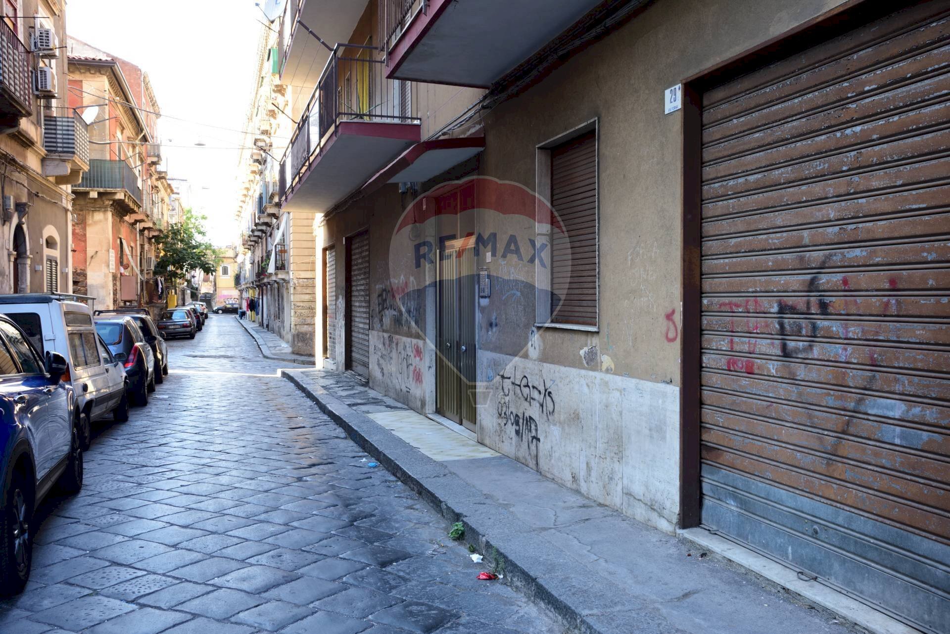 Edificio all\'aperto - Locale Commerciale via Fornai
 
29, Catania - foto 1