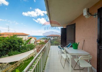 Balcone - Appartamento via litteri
 
240-242, Aci Castello - foto 3