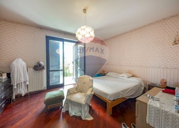 Camera / camera da letto - Appartamento via litteri
 
240-242, Aci Castello - foto 11