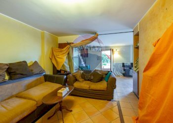 Soggiorno - Appartamento via litteri
 
240-242, Aci Castello - foto 24