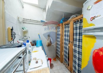 Lavanderia - Appartamento via litteri
 
240-242, Aci Castello - foto 31