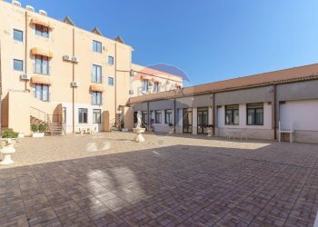 Edificio all\'aperto - Hotel Piano Bugiades SS 123
 
200, Licata - photo 4