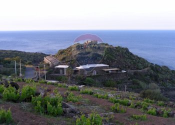 Vista dell\'acqua - Terreno edificabile contrada Khania, Pantelleria - foto 10