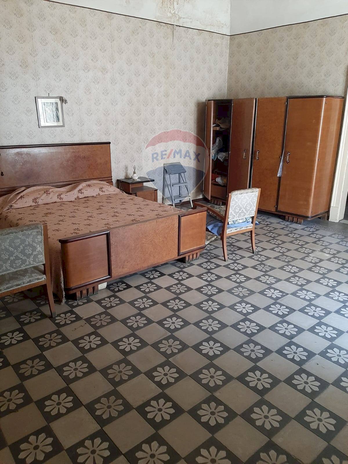 Camera / camera da letto - Independent house VIA VACCA
 
53, Paterno - photo 3