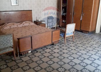 Camera / camera da letto - Casa indipendente VIA VACCA
 
53, Paterno - foto 3