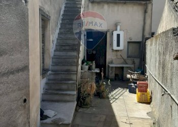 Scale - Casa indipendente VIA VACCA
 
53, Paterno - foto 12