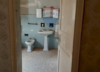 Bagno - Casa indipendente VIA VACCA
 
53, Paterno - foto 18