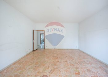 Stanza vuota - Appartamento Via Gabelle
 
7, Caltagirone - foto 30