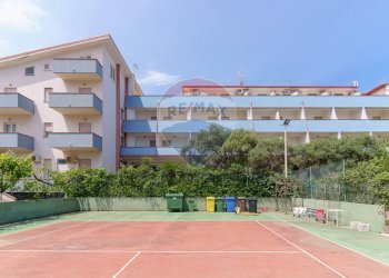 Edificio all\'aperto - Hotel Via Marina
 
66, Brolo - foto 4