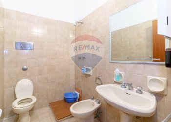 Bagno - Hotel Via Marina
 
66, Brolo - foto 23