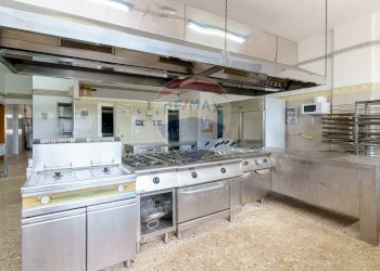 Cucina - Hotel Via Marina
 
66, Brolo - foto 34