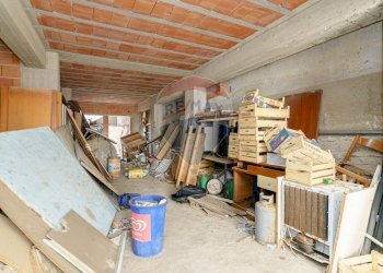 Dispensa di stoccaggio - Hotel Via Marina
 
66, Brolo - foto 44