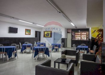 Sala da pranzo - Hotel Via Marina
 
66, Brolo - foto 53