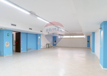 Parcheggio - Hotel Via Marina
 
66, Brolo - foto 62