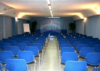 Piscina - Hotel Via Marina
 
66, Brolo - foto 64